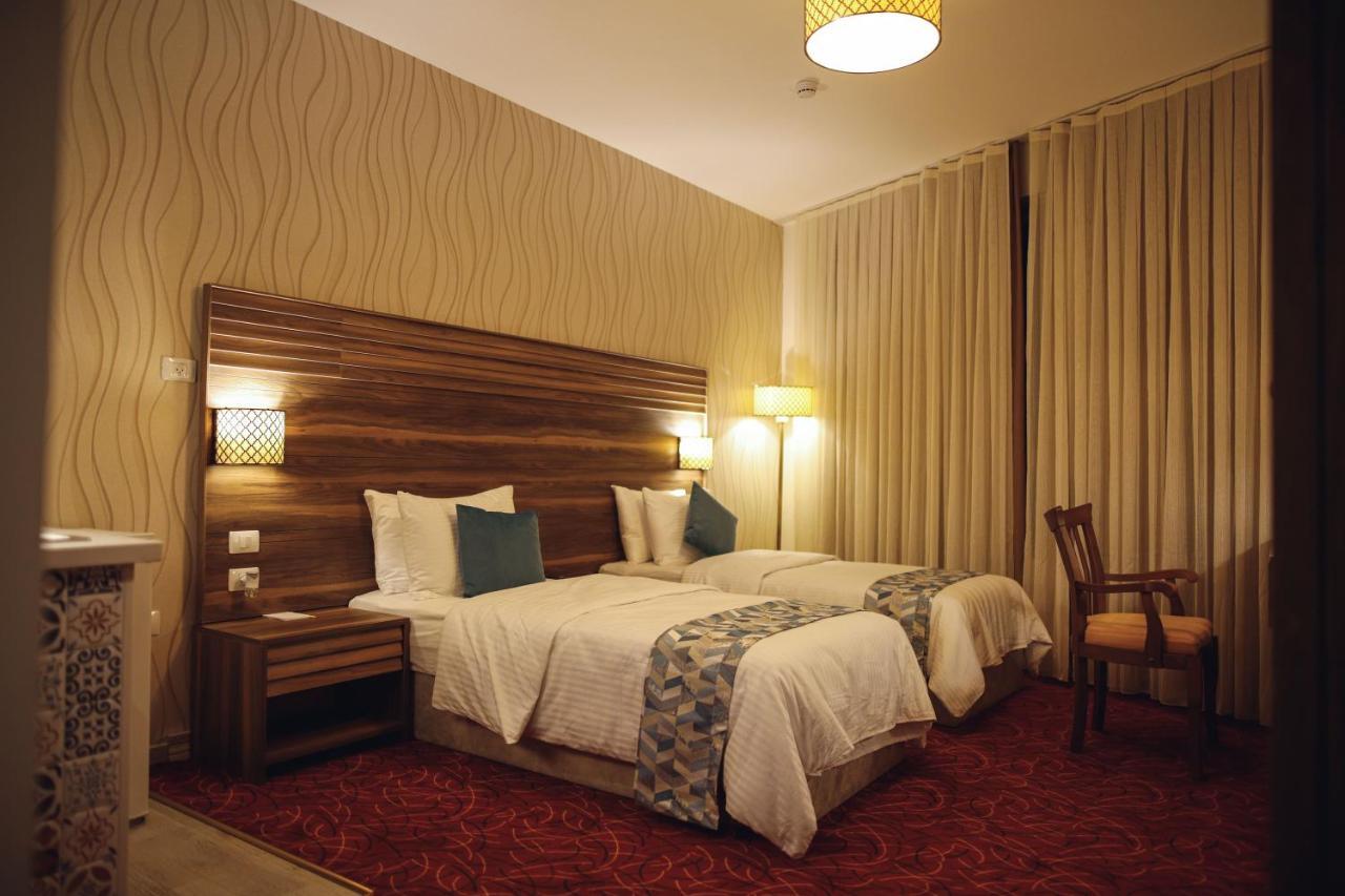 Yaldiz Palace Hotel Nablus Bagian luar foto