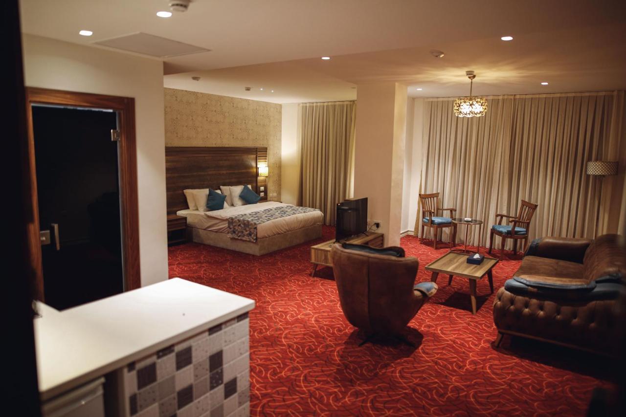 Yaldiz Palace Hotel Nablus Bagian luar foto
