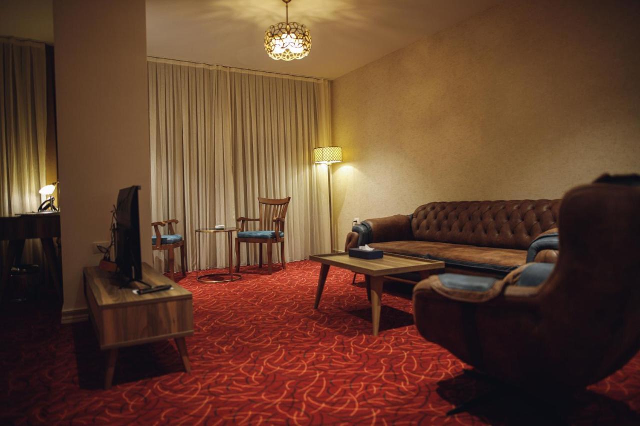 Yaldiz Palace Hotel Nablus Bagian luar foto