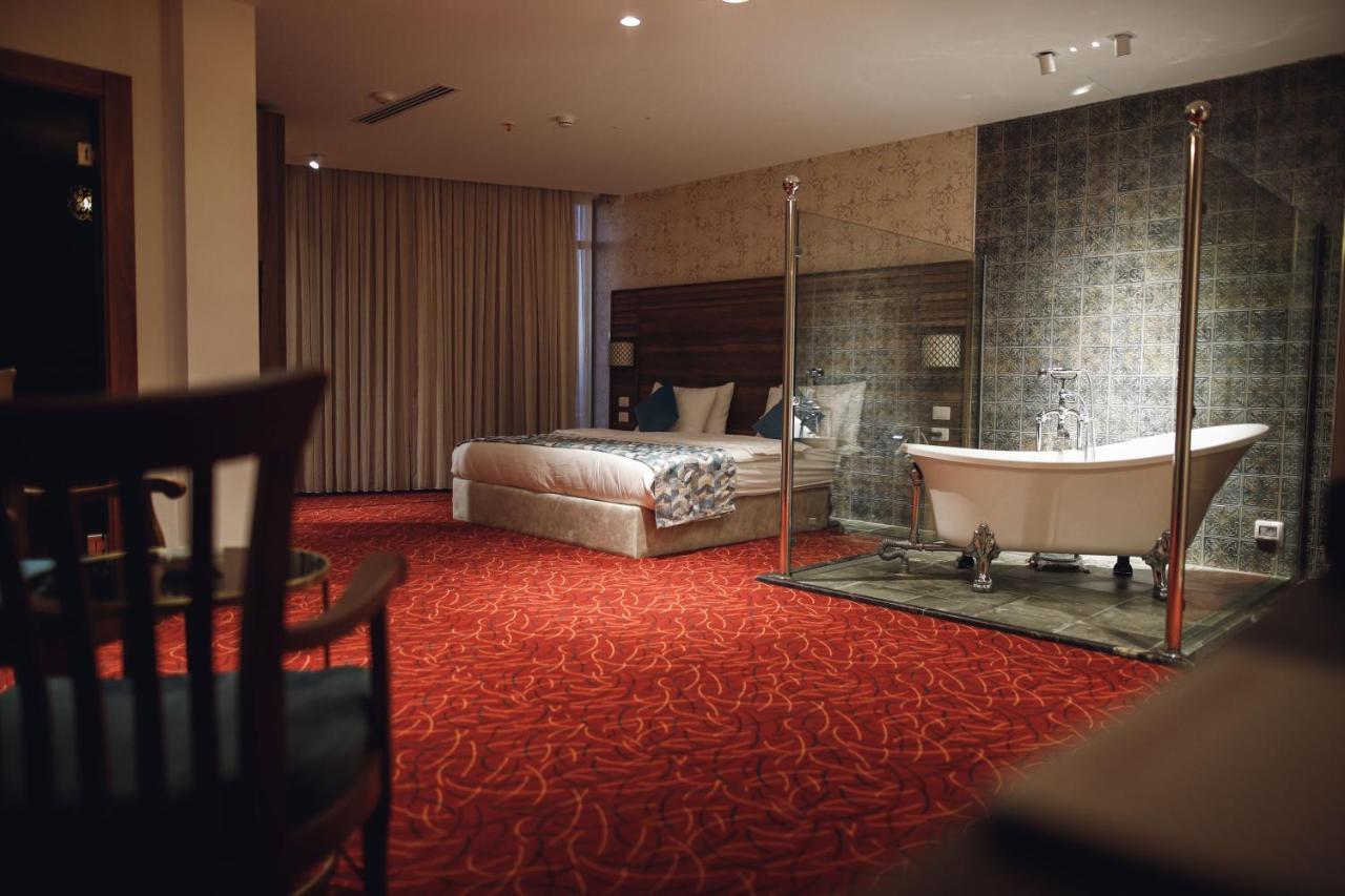 Yaldiz Palace Hotel Nablus Bagian luar foto